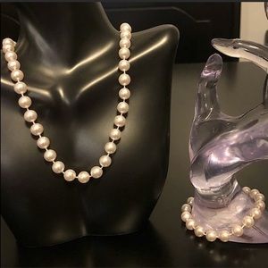Vintage Little Girl Faux Pearl Set